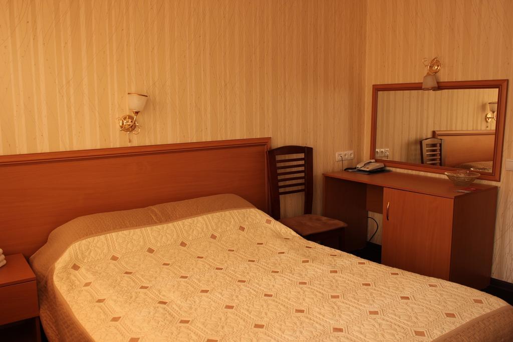 Ust-Kamenogorsk Hotel Zewnętrze zdjęcie