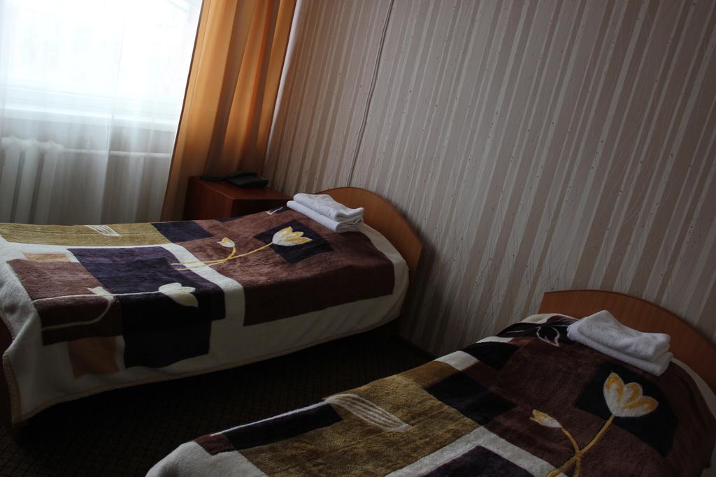 Ust-Kamenogorsk Hotel Zewnętrze zdjęcie