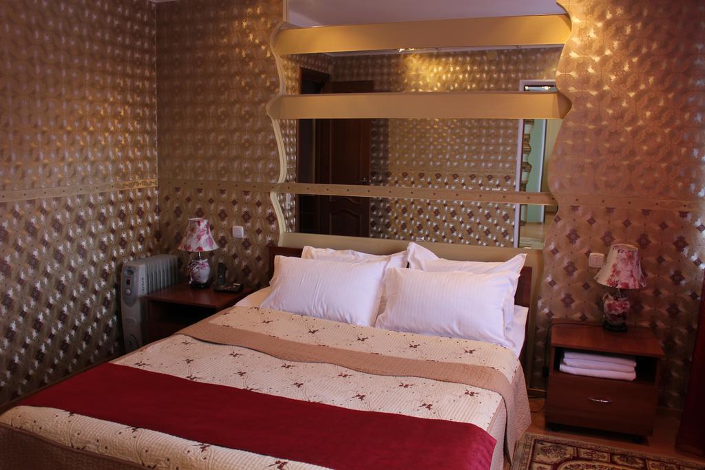 Ust-Kamenogorsk Hotel Zewnętrze zdjęcie